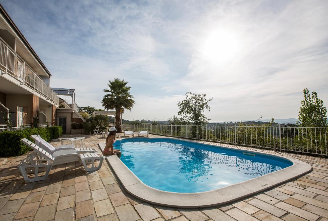 Holiday Residence Belohorizonte Macerata Eksteriør billede